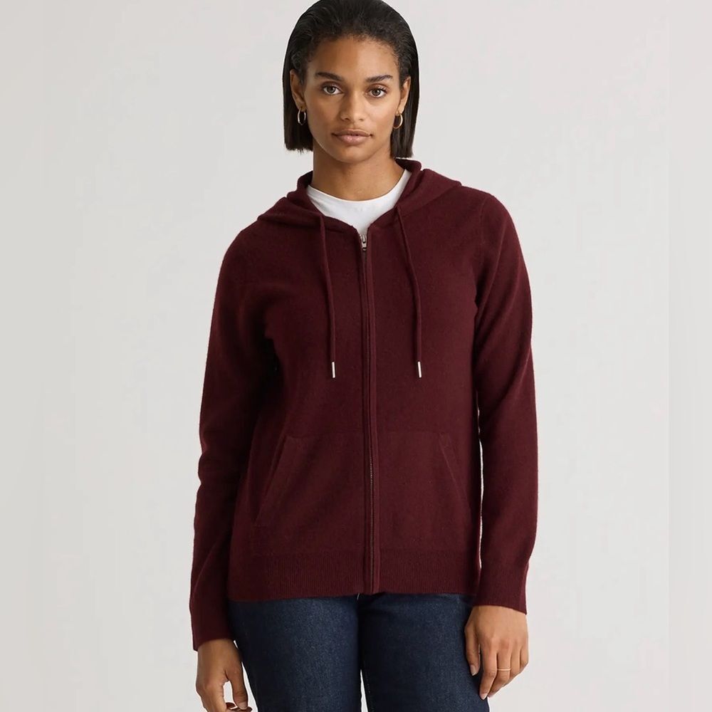 Quince Mongolian Cashmere Full
zip Hoodie Rich Burgandy XS NWT